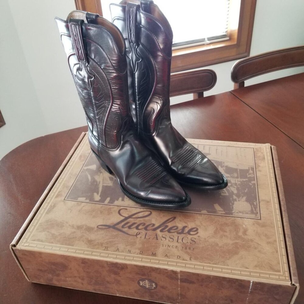 Lucchese Women's Boots Size 6 1/2 B  Classic Black Cherry